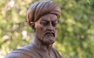 В Астане установят памятник Алишеру Навои