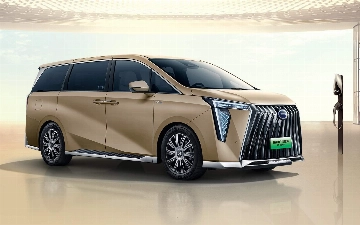 GAC выпустил роскошный минивэн