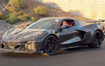 В сети показали первый в мире карбоновый C8 Corvette Z06