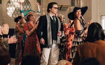 Вышел трейлер сериала о Карле Лагерфельде