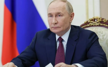 Путин предложил подумать над отменой патентов для трудовых мигрантов