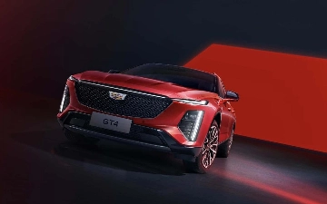 Cadillac презентовал компактный кроссовер GT4