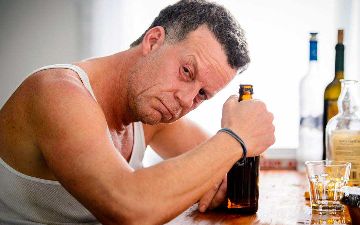 Ученые выявили взаимосвязь группы крови и склонности к алкоголизму — узнайте больше о своих привычках