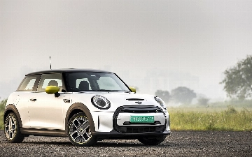Электрокары MINI будут выпускать в более мощной версии John Cooper Works