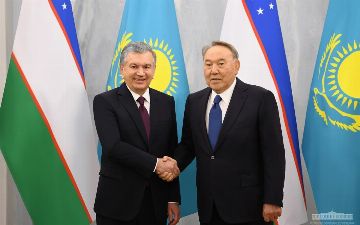 Шавкат Мирзиёев провел встречу с Нурсултаном Назарбаевым и посетил его музей