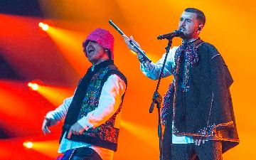 Украинская группа KALUSH Orchestra прошла в финал «Евровидения» – видео