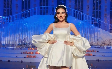 «Я бегемот»: Муниса Ризаева пожаловалась на лишний вес из-за беременности