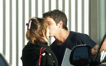 Дакота Джонсон закрутила новый роман