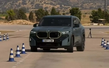 BMW XM прошел лосиный тест не самым убедительным образом (видео)