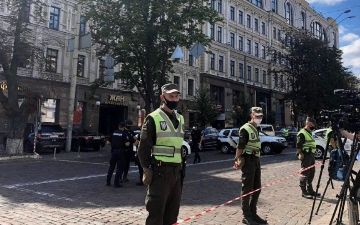 Захвативший банк в Киеве оказался больным