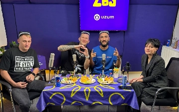 «В нашем обществе женщинам стыдно оставаться разведенками»: Юлия Берлинова о влиянии отсутствия одного из родителей на ребенка и о том, как пережить развод 