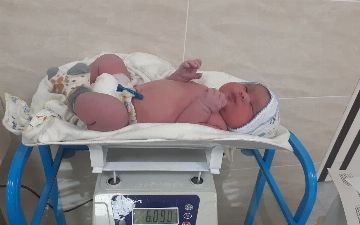 В Фергане родился ребенок весом больше шести килограмм — подробности