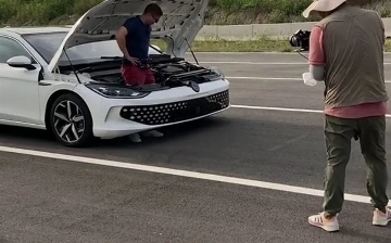 В Китае построили самый широкий в мире Volkswagen