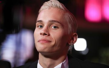 Стало известно, с кем встречается тиктокер Даня Милохин