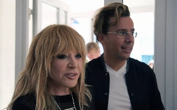 Алла Пугачева попросила Минюст признать ее «иноагентом» вслед за мужем