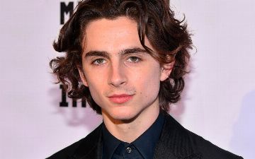 Тимоти Шаламе ищет новую девушку на сайте знакомств 