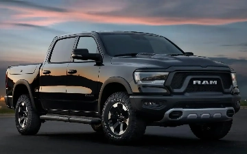 Stellantis отзывает около 150 тысяч автомобилей Ram и Jeep