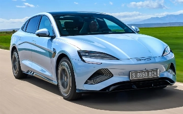 BYD выпускает по пять машин в минуту или по 7 407 авто в день