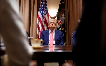 «Это было бы очень разрушительно». Трамп не захотел повышать налоги для миллионеров