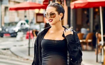 Беременную Нюшу и ее семью ограбили в Барселоне, оставив без денег и документов