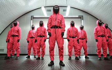 «Игра в кальмара» смогла обойти по просмотрам еще один культовый сериал «Игра Престолов»<br>