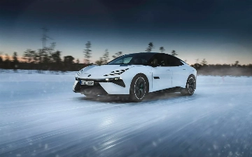 Lotus завершил трехлетнее тестирование и разработку электромобиля Emeya EV