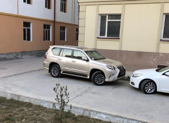 В Самарканде неизвестные снимают автомобильные номера и требуют за них выкуп